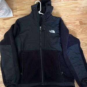 Women’s size Denali large black north face jacket with hood